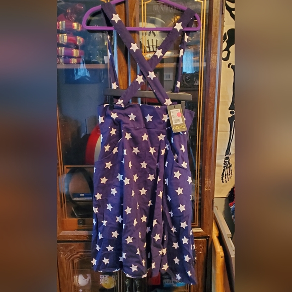 Collectif Alexa Stars Swing Skirt in 2X - Picture 5 of 12